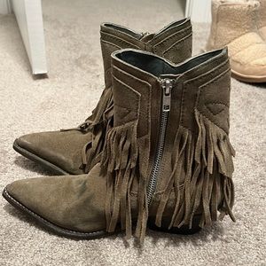NEW Free people size 38 boots never worn before